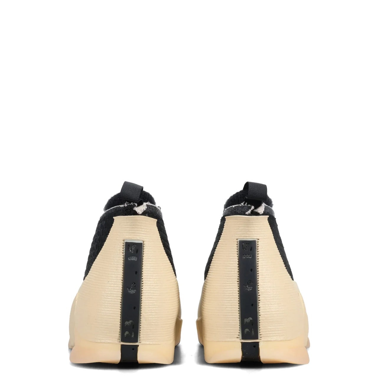 AJ 15 BLACK MUSLIN