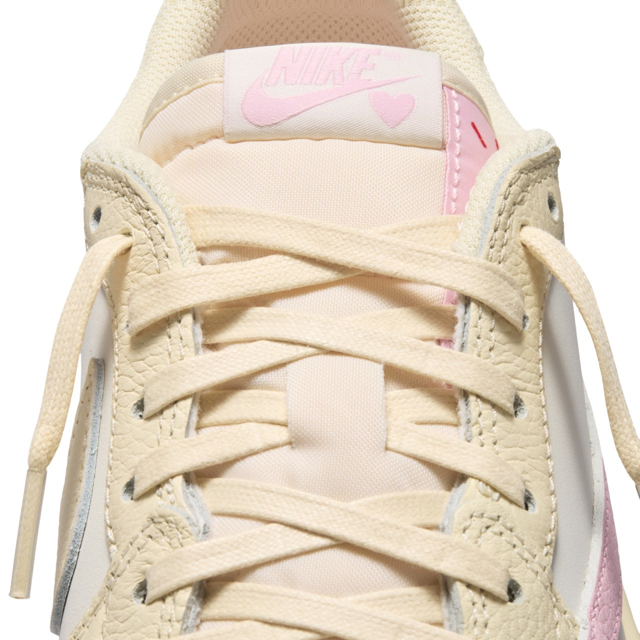 Jordan 1 Retro Low OG SP Travis Scott Shy Pink